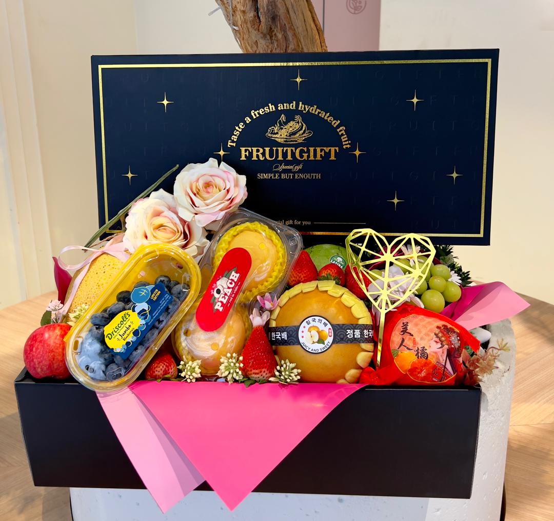 premium fruit hamper